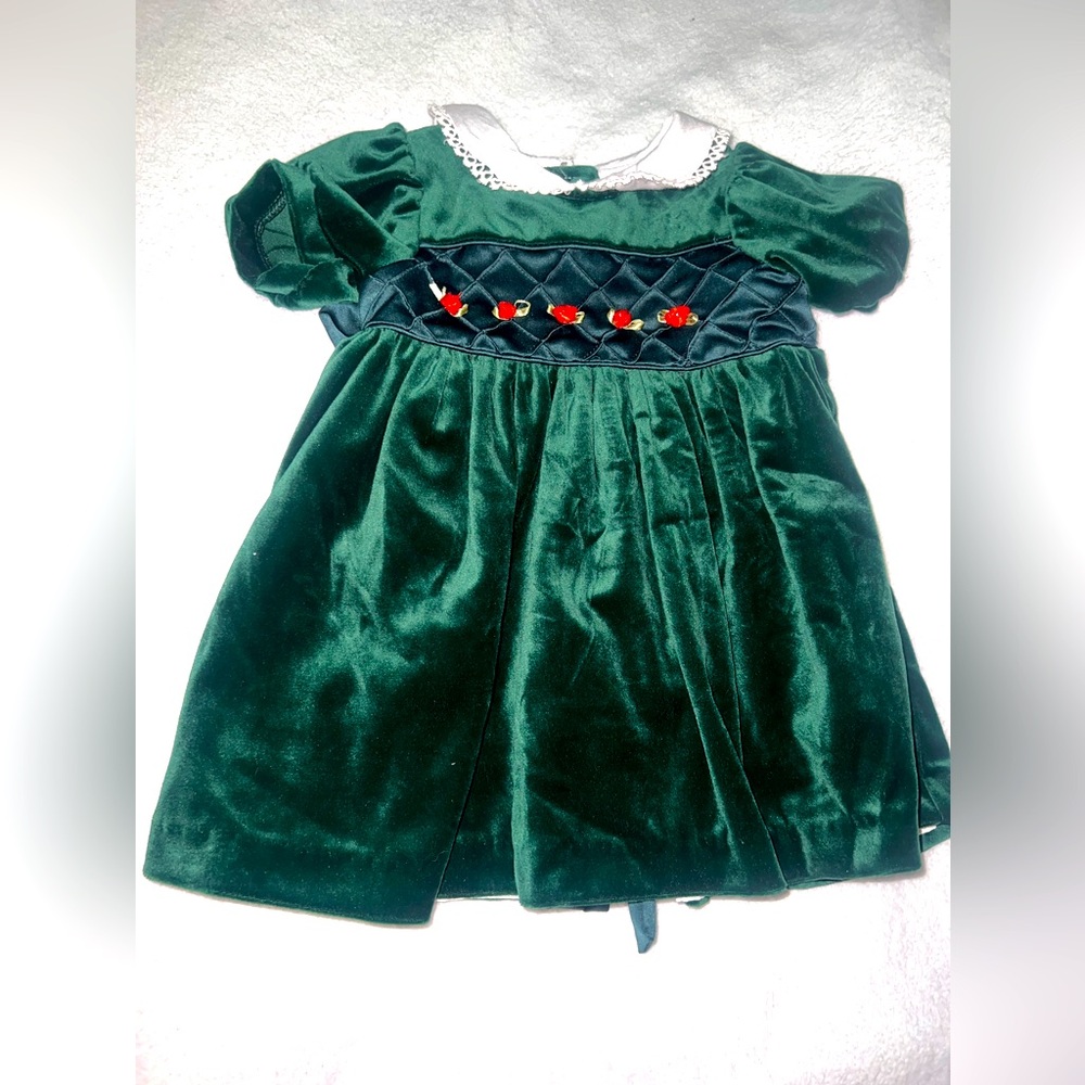 Itty Bitty brand vintage girls green velvet Christmas dress, size 24 mos
